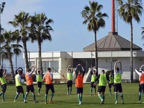 fk-vorskla-provede-dva-trenuvalni-zbori-v-turechchini