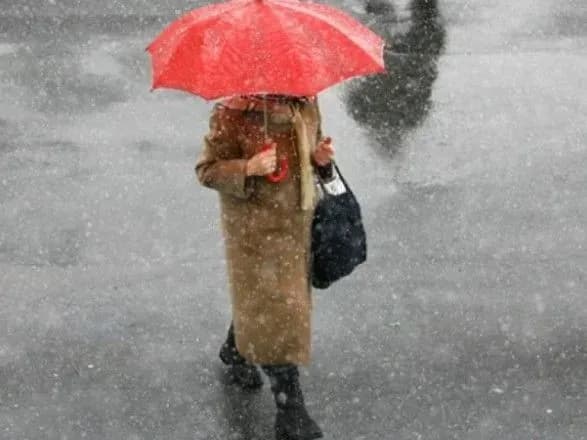 na-zavtra-u-kiyevi-prognozuyut-khmarnu-pogodu-na-dorogakh-ozheleditsya