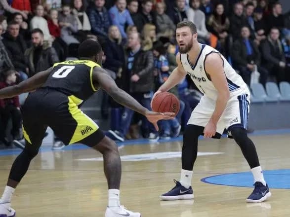 bk-dnipro-zdobuv-desyatu-pidryad-peremogu-v-ukrayinskiy-superlizi