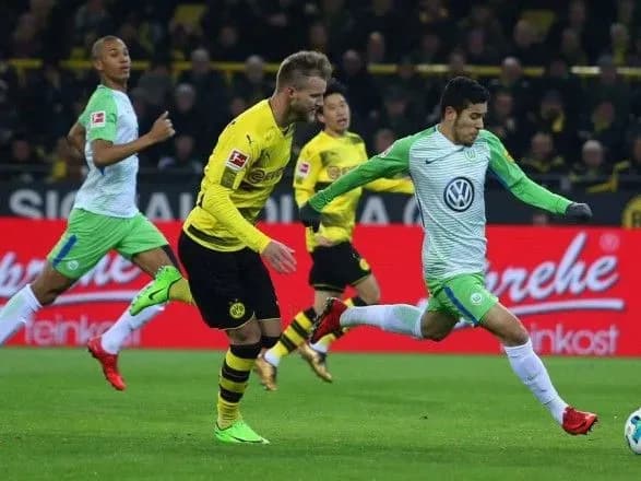 yarmolenko-u-skladi-borusiyi-proviv-pershiy-ofitsiyniy-match-v-novomu-rotsi