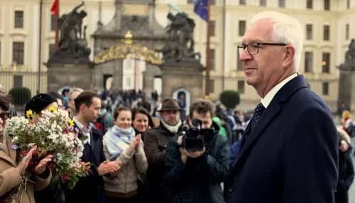 supernik-zemana-na-viborakh-prezidenta-chekhiyi-poboyuyetsya-vplivu-rf-na-vibortsiv