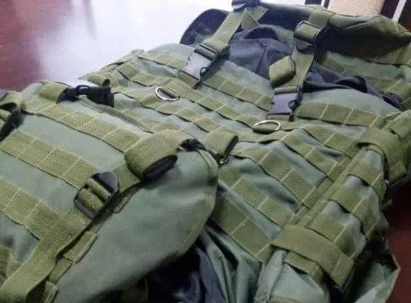 zakhist-avakova-molodshogo-provede-vlasnu-ekspertizu-ryukzakiv-dlya-mvs