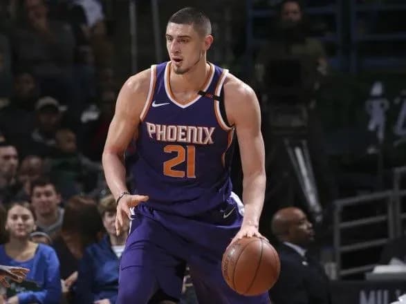 devyat-ochok-lenya-ne-vryatuvali-finiks-vid-porazki-u-gri-z-miluoki