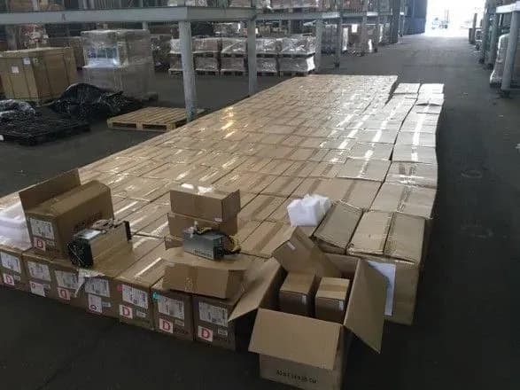 v-aeroportu-borispil-viyavili-partiyu-videokart-dlya-mayningu-kriptovalyut-na-13-mln-grn