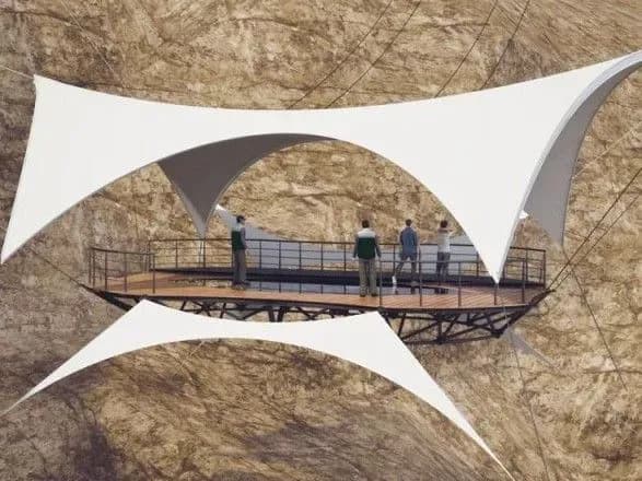 rekord-ginnesa-emirati-zapustili-naydovshiy-u-sviti-troley