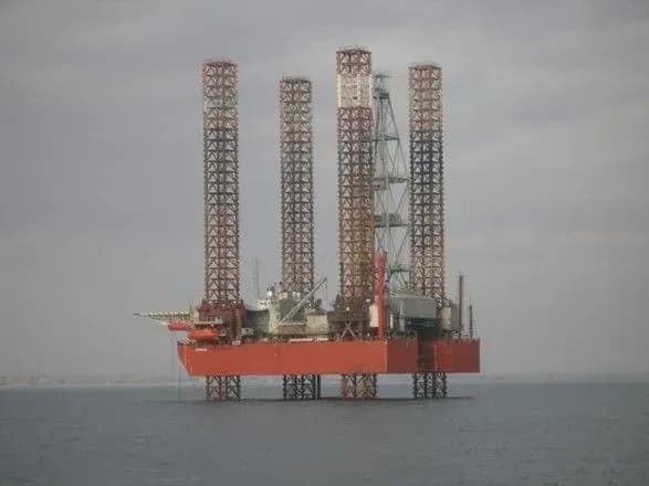 kompaniyi-yanukovicha-ta-arbuzova-otrimali-95-mln-dol-pislya-oborudki-z-vishkami-boyka-gpu