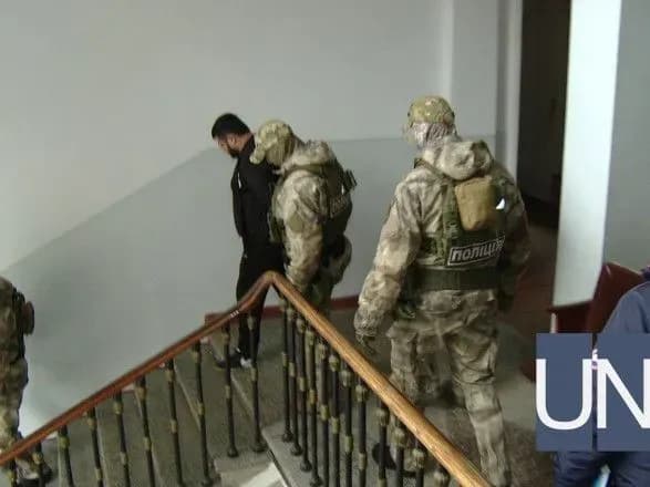 pidozryuvanogo-u-vbivstvi-yakomu-ne-mozhut-obrati-zapobizhniy-zakhid-zatrimano-sche-na-dobu