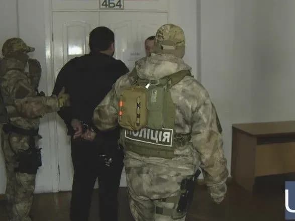 cherez-neyavku-suddiv-pidozryuvaniy-u-vbivstvi-sogodni-mozhe-viyti-na-volyu