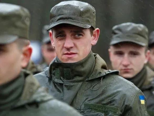 eksperti-carnegie-dlya-mirotvorchoyi-misiyi-oon-v-ukrayini-potribna-politika-bicha-i-kalacha