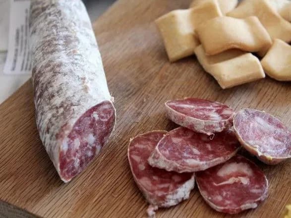 naybilshe-kovbasi-u-2017-rotsi-ukrayina-kupila-v-ispaniyi