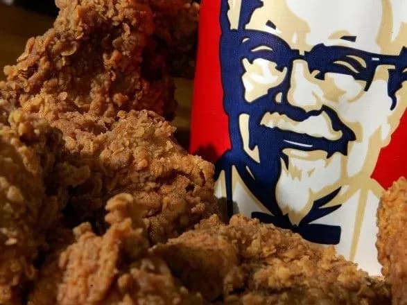 kfc-zakrivaye-britanski-restorani-cherez-brak-kuryatini