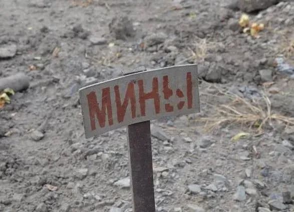 rozvidka-dvoye-boyovikiv-na-donbasi-pidirvalis-na-vlasnikh-minakh