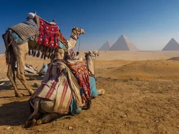 torik-kurorti-yegipta-vidvidali-bilshe-800-tis-ukrayintsiv-posolstvo