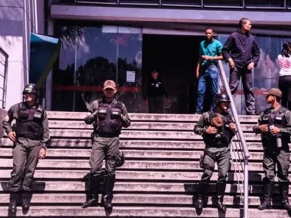 vibukh-na-pidstantsiyi-u-venesueli-znestrumleno-8-shtativ