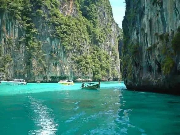 u-tayilandi-zatrimali-10-seks-instruktoriv-z-rosiyi