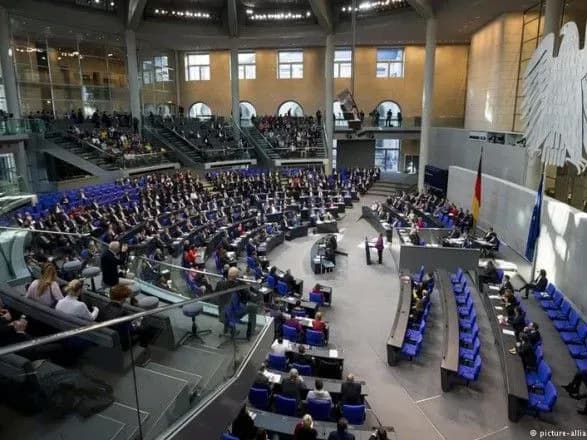 golosuvannya-z-pereobrannya-angeli-merkel-na-post-kantslera-nimechchini-mozhe-vidbutisya-14-bereznya