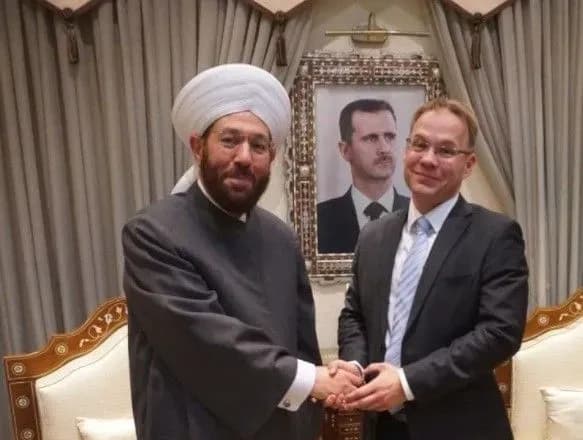 nimetski-deputati-yaki-yizdili-v-aneksovaniy-krim-poyikhali-u-siriyu