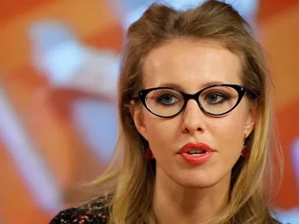 prikordonniki-virishat-chi-puskati-sobchak-u-krim-pri-sprobi-peretinu-neyu-kordonu