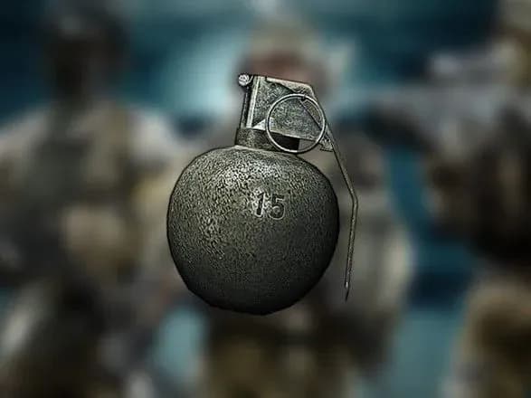 v-okupovanomu-donetsku-molodik-pidirvav-granatu-u-mikroavtobusi-ye-zhertvi