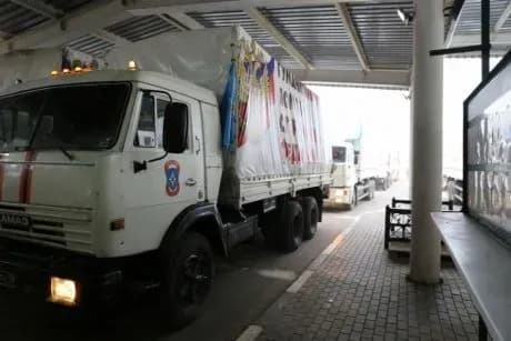 chergoviy-gumkonvoy-rf-vyikhav-na-donbas-1