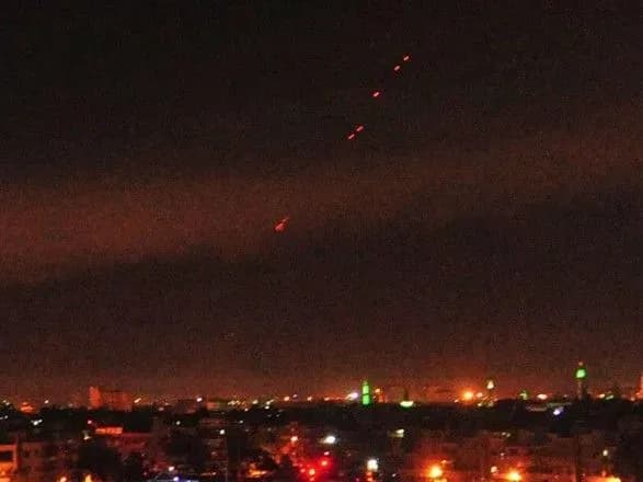 minoboroni-rf-ssha-i-soyuzniki-vipustili-po-siriyi-ponad-100-raket