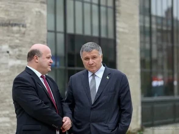 avakov-rozpochav-robochiy-vizit-do-ssha