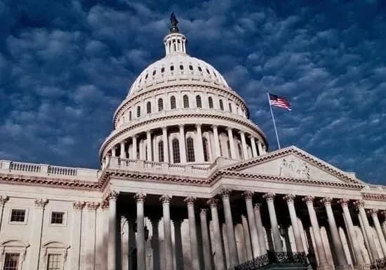 reuters-koordinator-bilogo-domu-z-pitan-kiberbezpeki-dzhoys-zalishaye-sviy-post