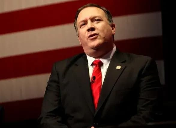 zmi-pompeo-zustrichavsya-z-kim-chen-inom-na-velikodnikh-vikhidnikh