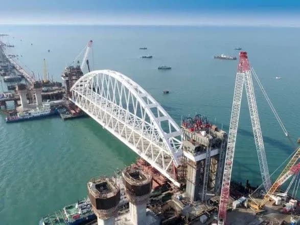 budivnitstvo-stolittya-kerchenskiy-mist-dav-trischinu