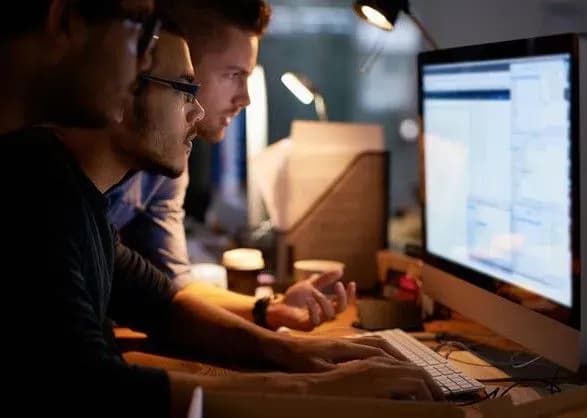 groysman-prognozuye-zrostannya-viruchki-it-kompaniy-bilsh-yak-udvichi