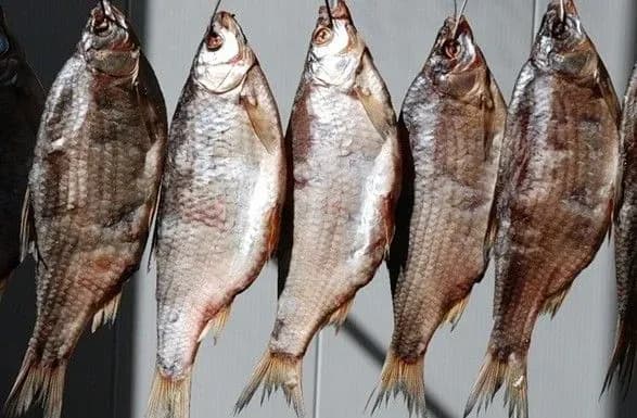 u-kiyevi-vzhe-zareyestruvali-odin-vipadok-botulizmu