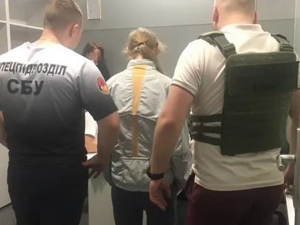 sbu-vikrila-ugrupovannya-na-perepravtsi-ukrayinok-dlya-seks-poslug-za-kordonom