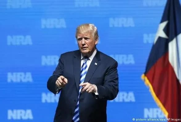 tramp-zapevniv-zbroyne-lobi-v-ssha-u-svoyiy-pidtrimtsi