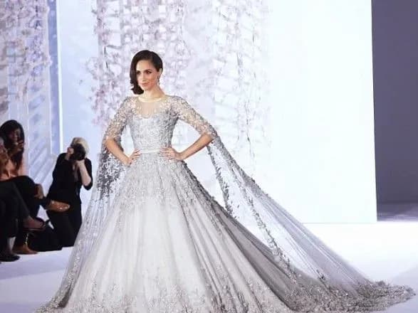 zyavilisya-podrobitsi-vesilnoyi-sukni-megan-markl