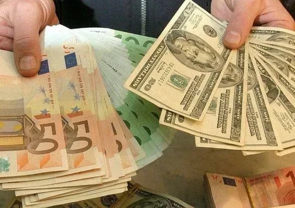 zakon-pro-valyutu-deputati-proginayutsya-pid-interesami-lobistiv