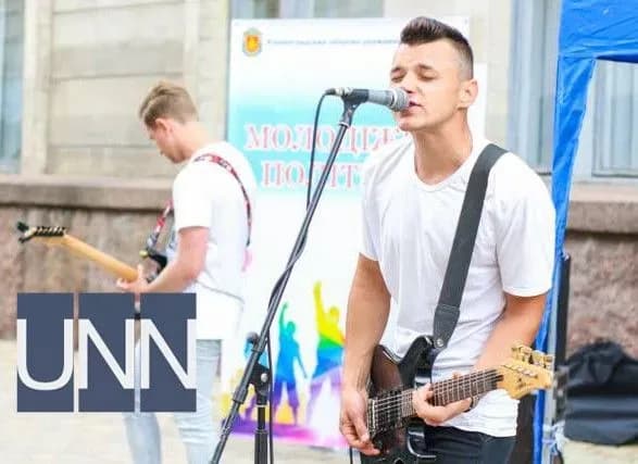 tantsi-ta-bezkoshtovni-zachiski-u-kropivnitskomu-prokhodit-den-vulichnoyi-muziki