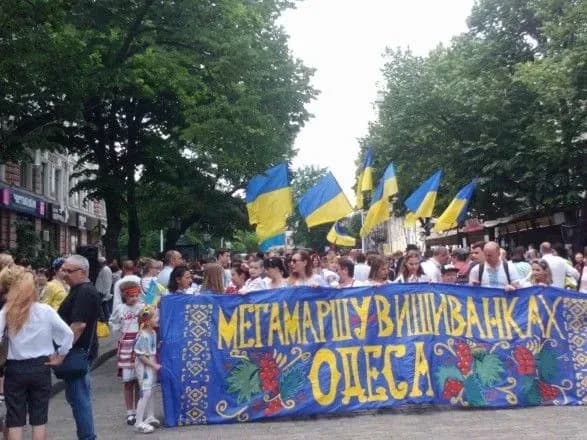 kalinoviy-spiv-u-kropivnitskomu-startuvav-vseukrayinskiy-khoroviy-festival