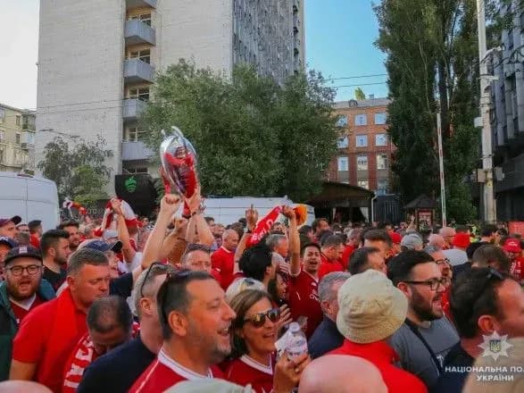 final-ligi-chempioniv-do-politsiyi-zvernulis-bilshe-70-inozemtsiv