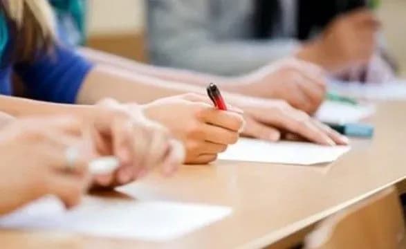 u-kharkovi-vagitnu-abituriyentku-iz-zno-dostavili-do-pologovogo