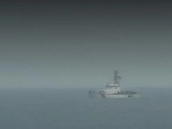 dvoye-lyudey-zaginuli-v-rezultati-avariyi-nevelikogo-litaka-v-shtati-nyu-york