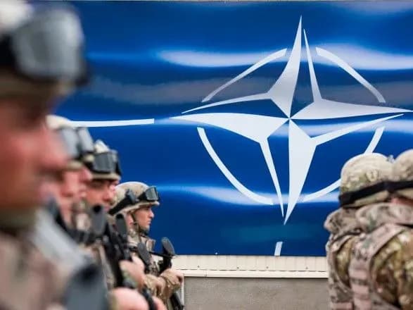 die-welt-krayini-nato-obgovoryat-zbilshennya-chiselnosti-sil-reaguvannya-na-30-tisyach-osib
