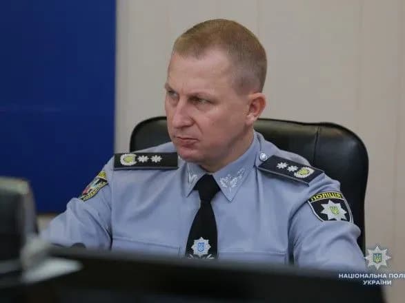 politsiya-pid-chas-reydu-viluchila-950-granat-i-100-kg-vibukhivki