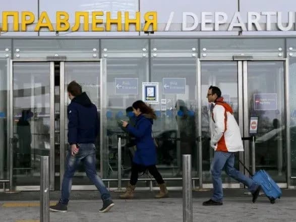 ne-zarplatoyu-yedinoyu-u-dsz-nazvali-alternativni-prichini-trudovoyi-migratsiyi