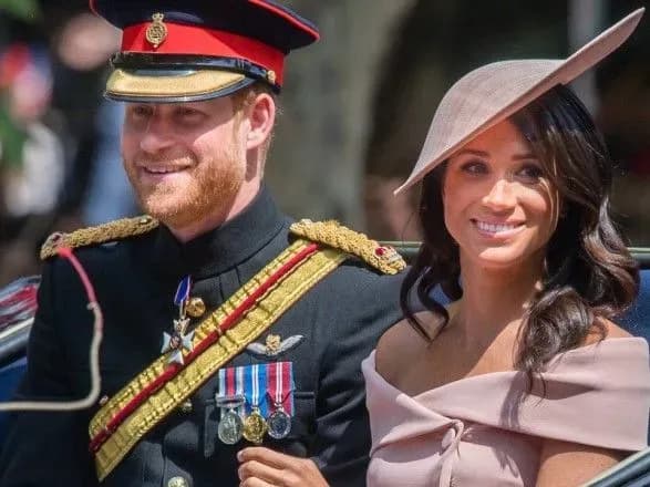 megan-markl-porushila-korolivskiy-kodeks-na-svyatkuvannya-dnya-narodzhennya-yelizaveti