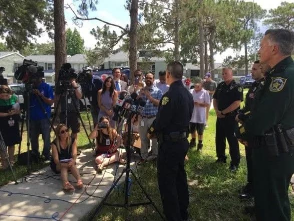 u-ssha-cholovik-utrimuye-chotirokh-ditey-v-zaruchnikakh-bilshe-12-godin