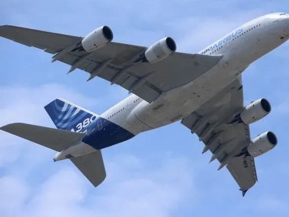 dva-airbus-a380-zbirayutsya-utilizuvati-oskilki-voni-nikomu-ne-potribni