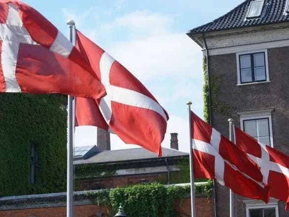 ministr-kulturi-daniyi-priyide-v-rosiyu-pidtrimati-zbirnu-korolivstva-na-chs-2018