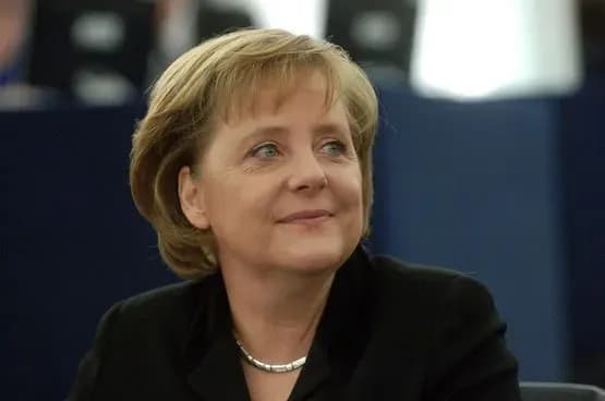 zmi-merkel-maye-namir-provesti-samit-po-migratsiynomu-krizi-z-krayinami-yes
