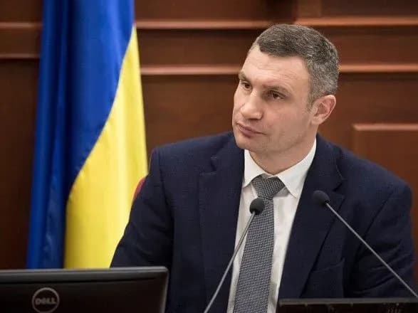 klichko-lishe-konstitutsiya-zrobit-dosyagnennya-detsentralizatsiyi-nezvorotnimi