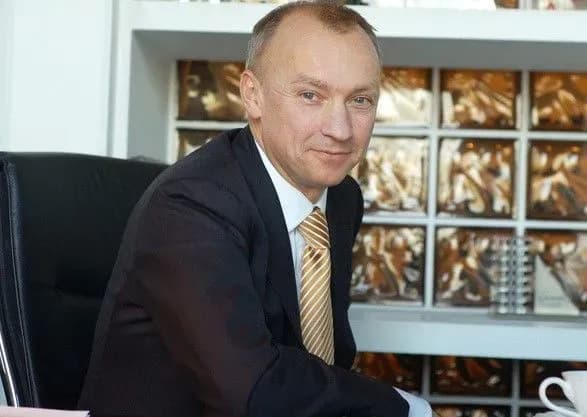 prezident-alfa-banku-stverdzhuye-scho-u-nogo-nemaye-problem-z-deputatom-svyatashem